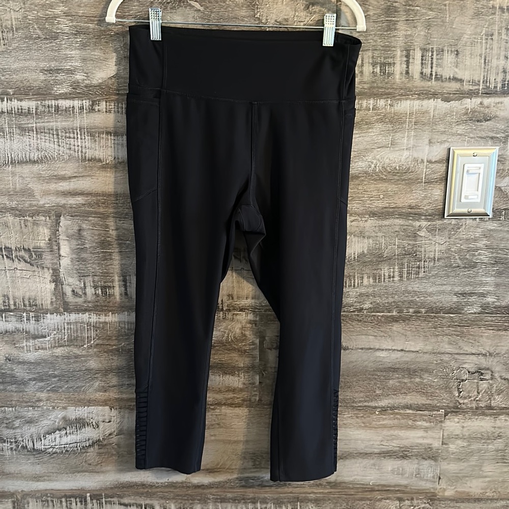 Active 8 Capri Leggings sz L